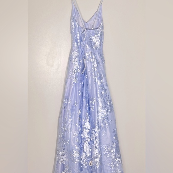 BCX Juniors' Floral Embroidered Gown, evening dress size 5, lavender - Picture 10 of 13